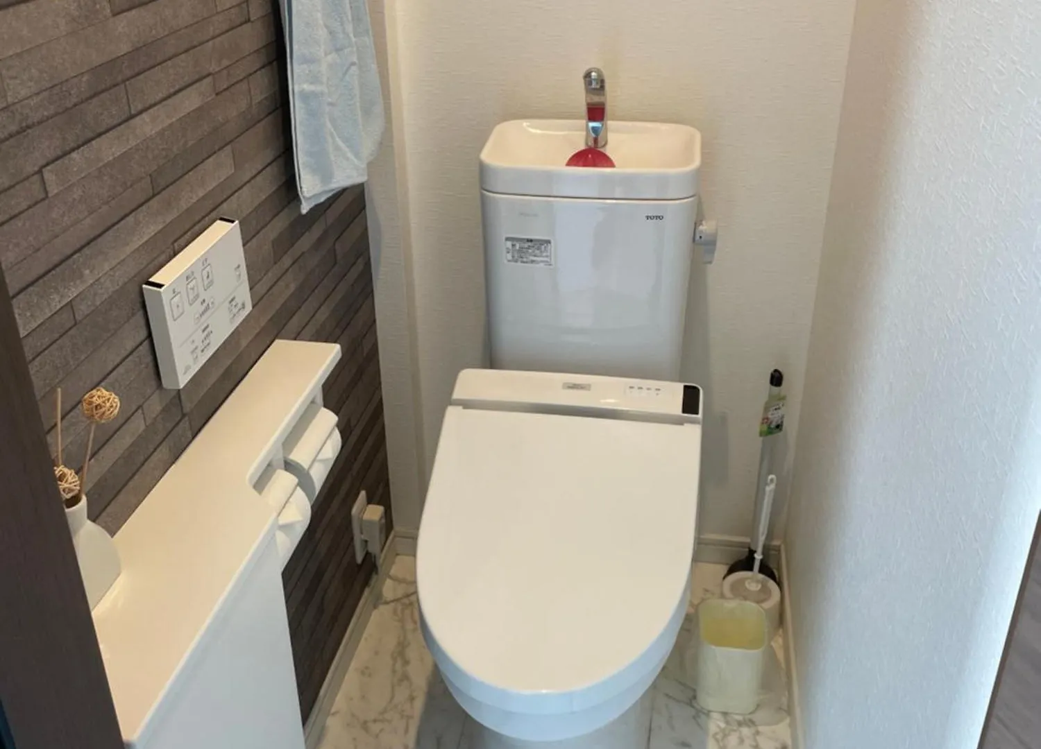 アパート Qiqi House Tokyo まるごと新築一軒家宿 Spacious New Home, 8 Guests, Easy Airport & Disney Access 日本
