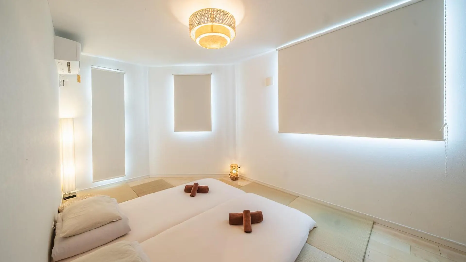 Qiqi House Tokyo: Spacious New Home for 8 with Easy Airport & Disney Access 0*, Tokyo