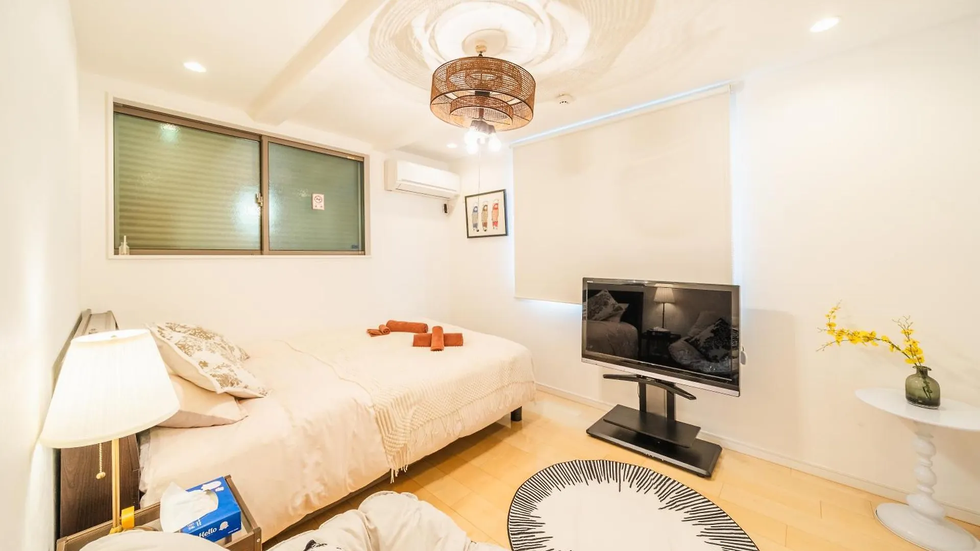 Apartment Qiqi House Tokyo: Spacious New Home for 8 with Easy Airport & Disney Access