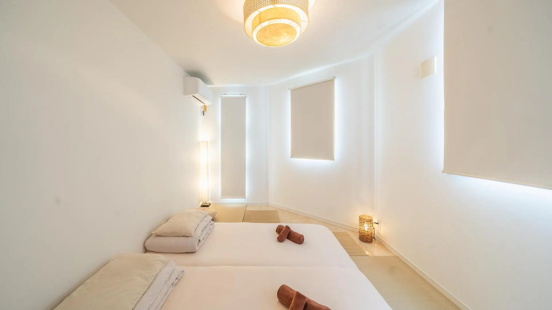 Qiqi House Tokyo: Spacious New Home for 8 with Easy Airport & Disney Access 0*, Tokyo