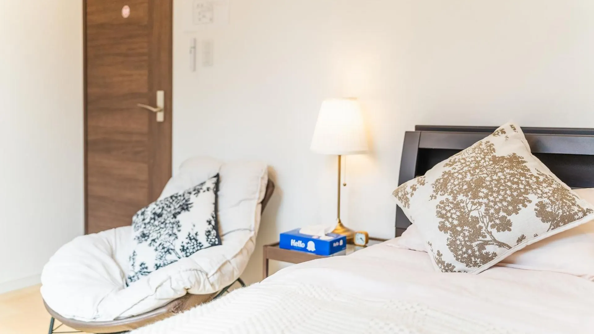 Apartment Qiqi House Tokyo: Spacious New Home for 8 with Easy Airport & Disney Access