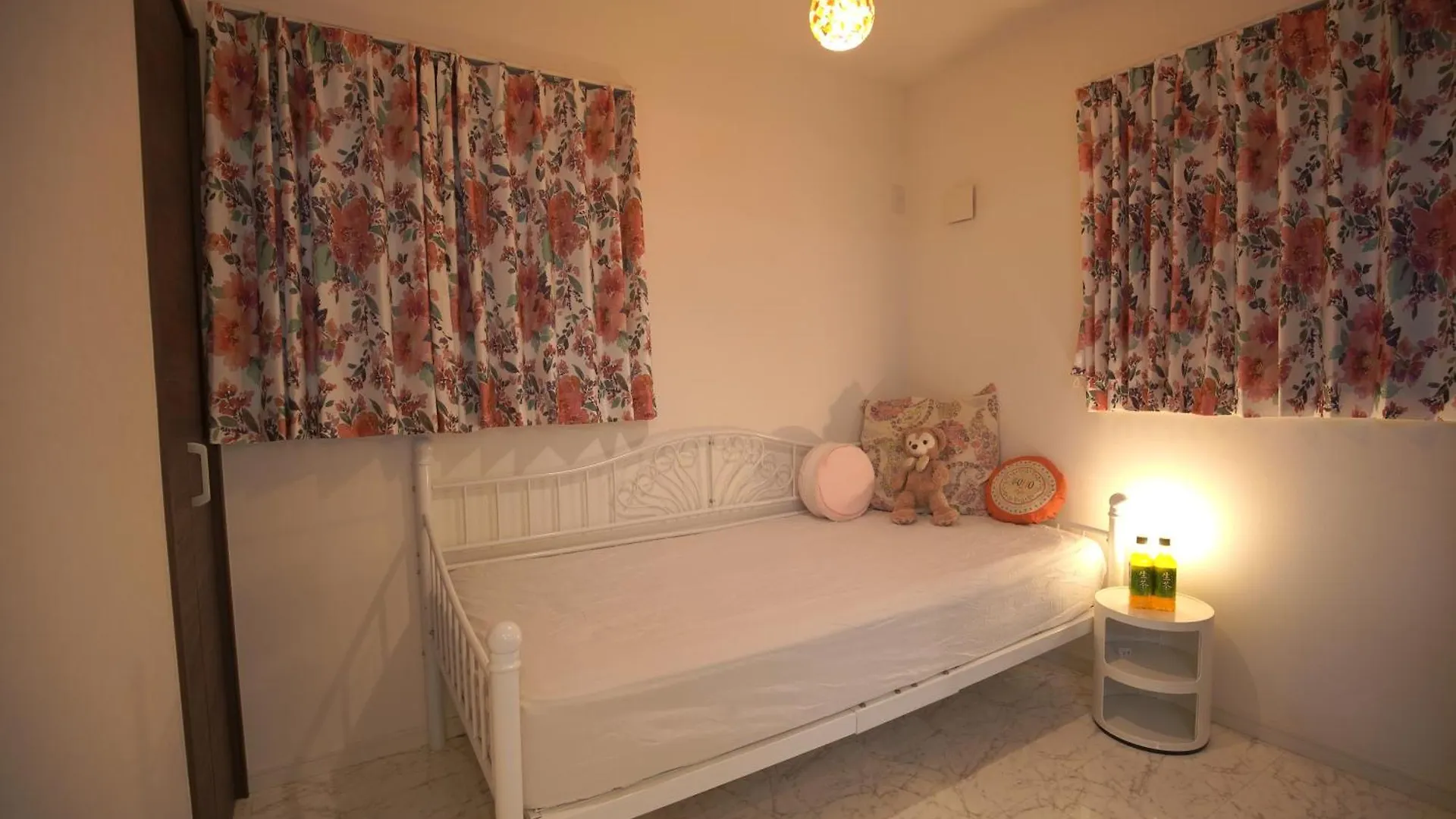Qiqi House Tokyo まるごと新築一軒家宿 Spacious New Home, 8 Guests, Easy Airport & Disney Access Apartamento
